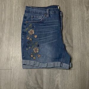 These are flowered shorts size 12 nice and great for summer